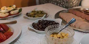 Xemoni Hotel 4*
