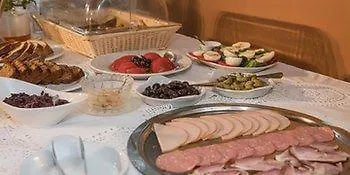 Xemoni Hotel Oitilon