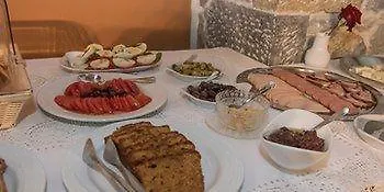 Xemoni Hotel 4*