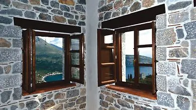 Xemoni Hotel