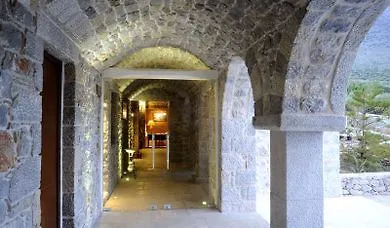 Hotel Xemoni Oitilon