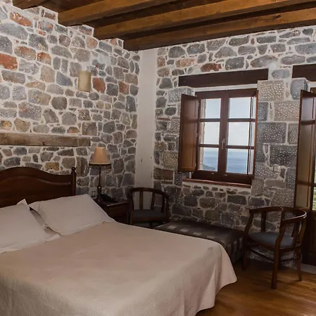 Xemoni Hotel