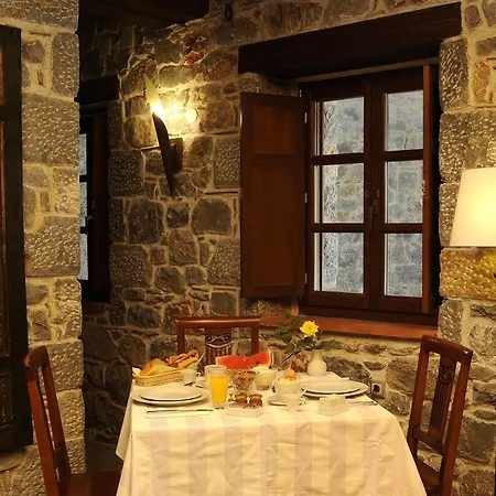 Hotel Xemoni