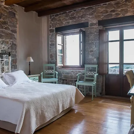 Xemoni Hotel 4*