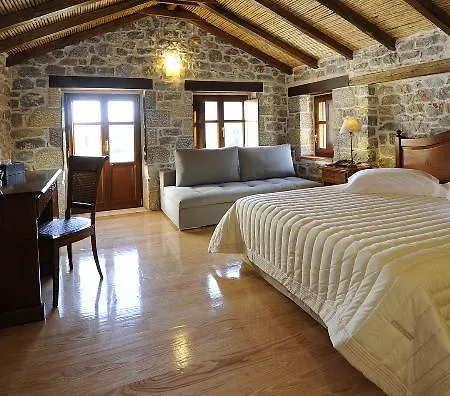 Xemoni Hotel 4*
