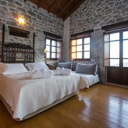 Hotel Xemoni Oitilon